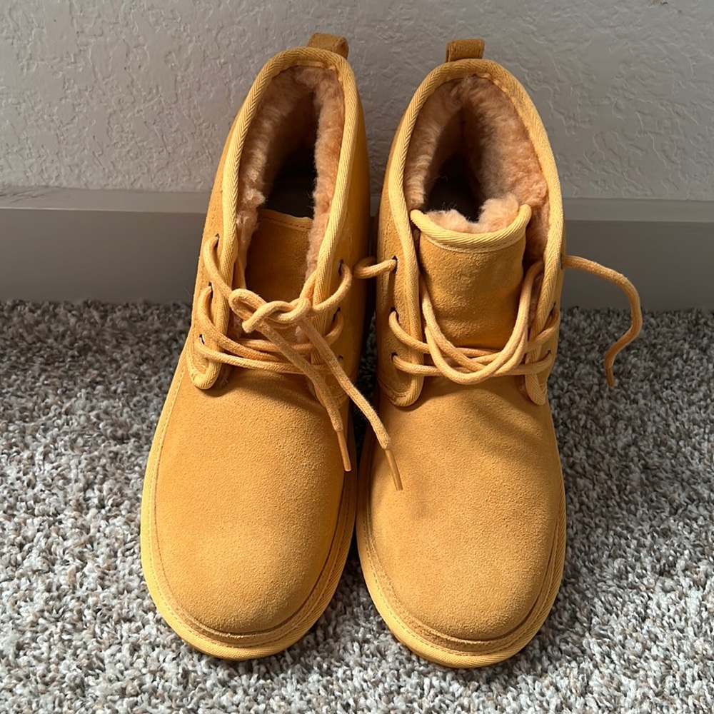 Mustard color Uggs size 6 grade school. Brand new without box